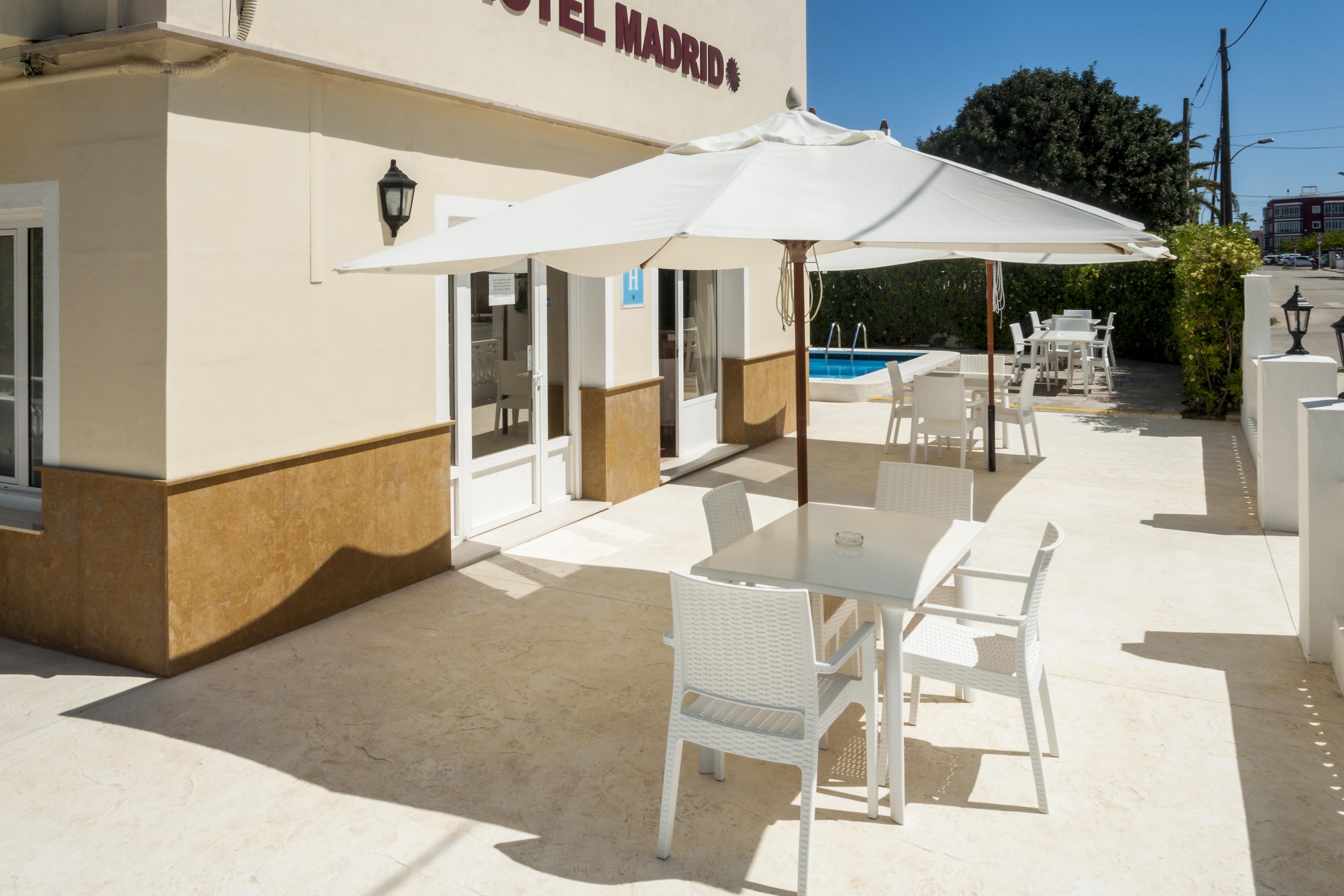 Hotel Madrid Ciutadella  Luaran gambar