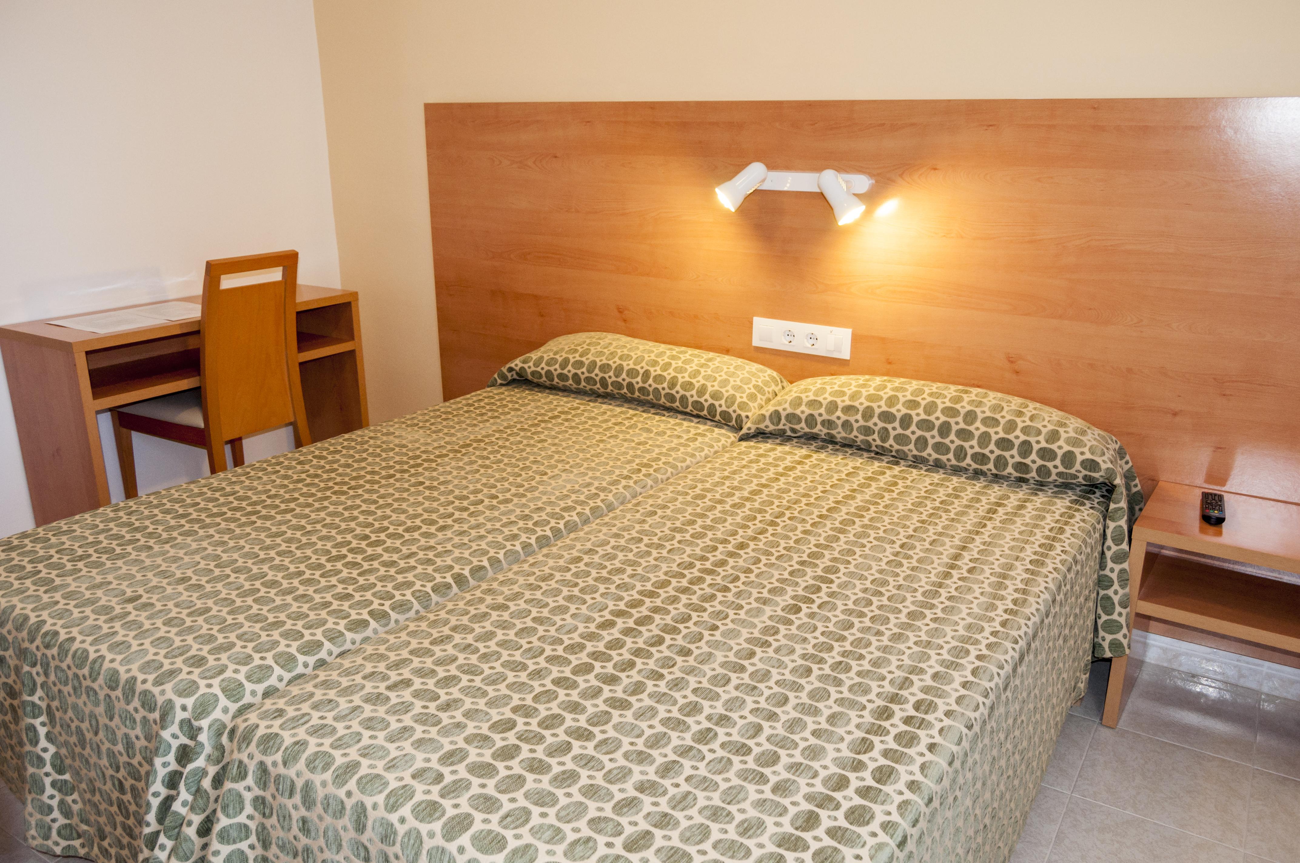 Hotel Madrid Ciutadella  Luaran gambar