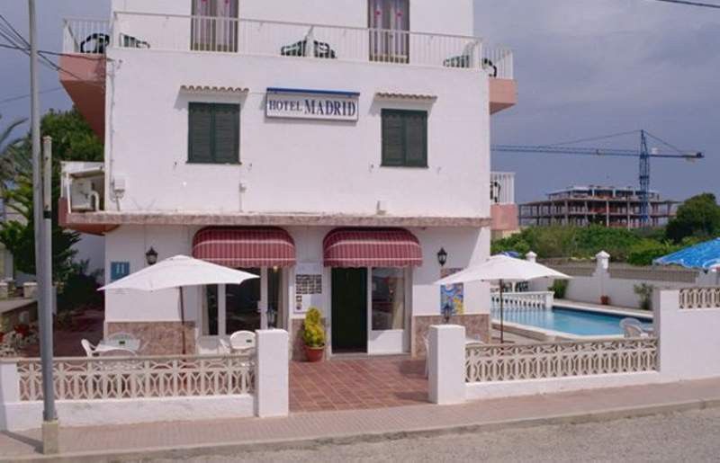 Hotel Madrid Ciutadella  Luaran gambar