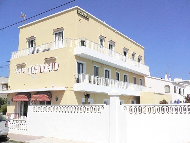 Hotel Madrid Ciutadella  Luaran gambar
